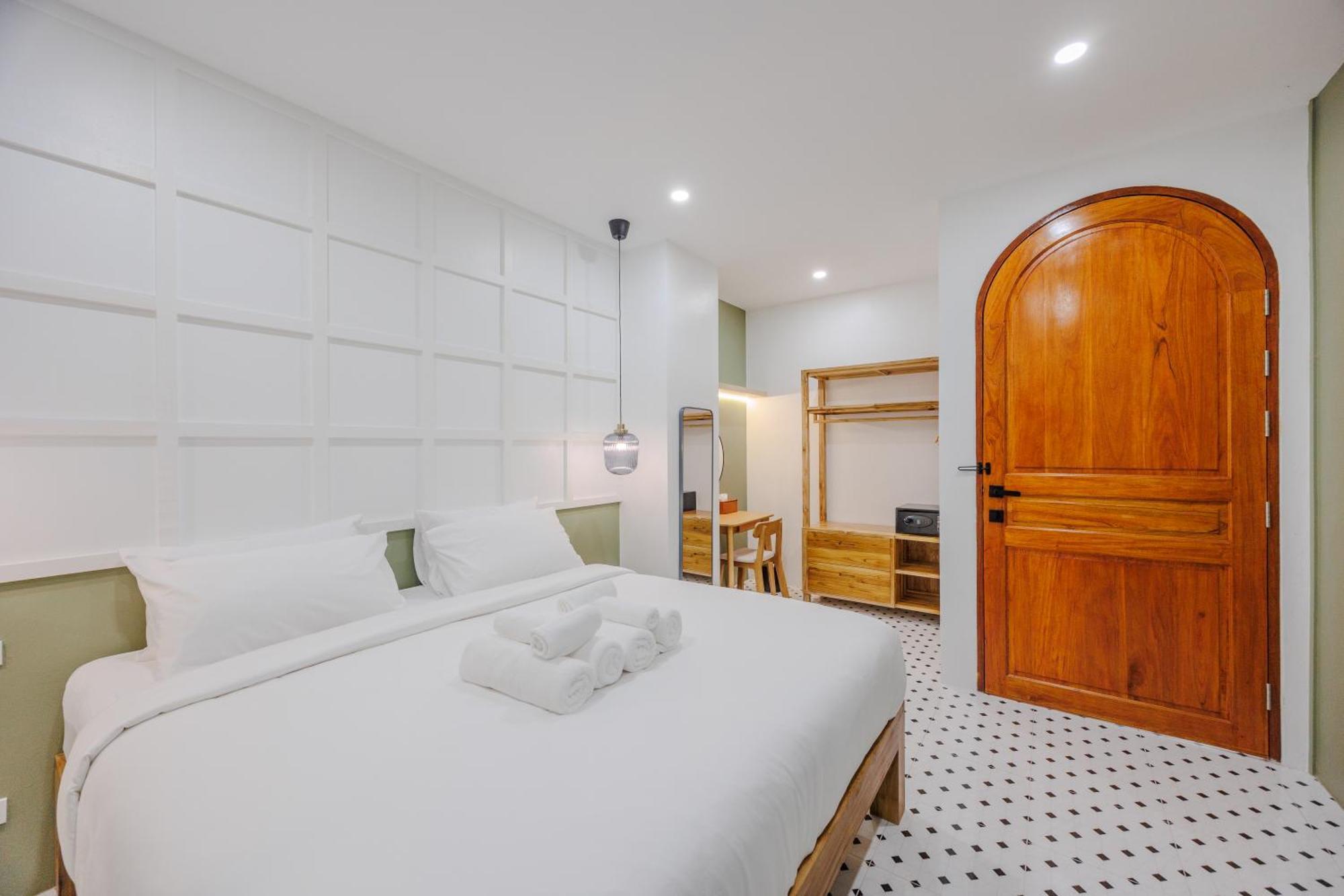 Bania 813 House Hotel Khao Lak Exterior photo